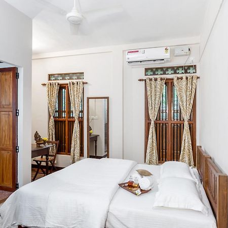 Kumarakom Wood Castle Serviced Appartments ภายนอก รูปภาพ
